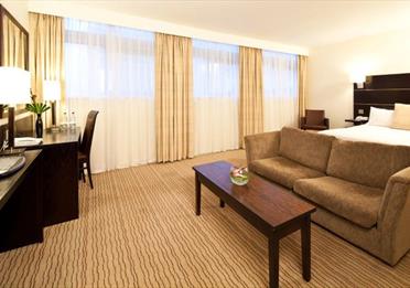 Mercure Manchester Piccadilly suite