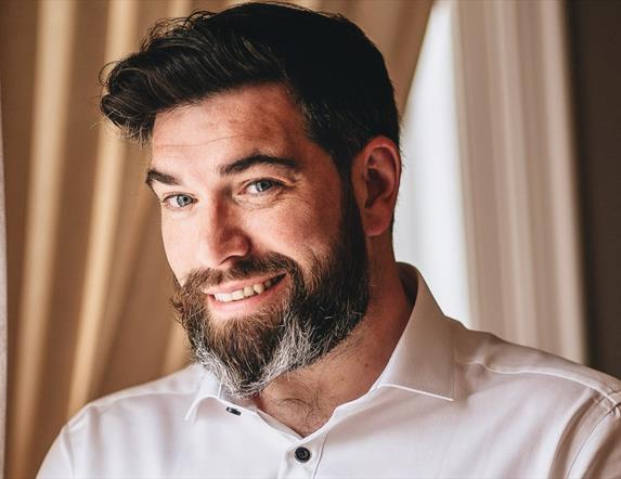 James Bradley Album Launch: Summertime Sun & Sandy Beaches
