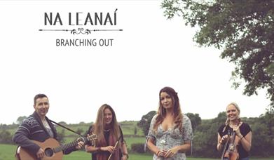 Photo of Irish musicians, Na Leanaí. 