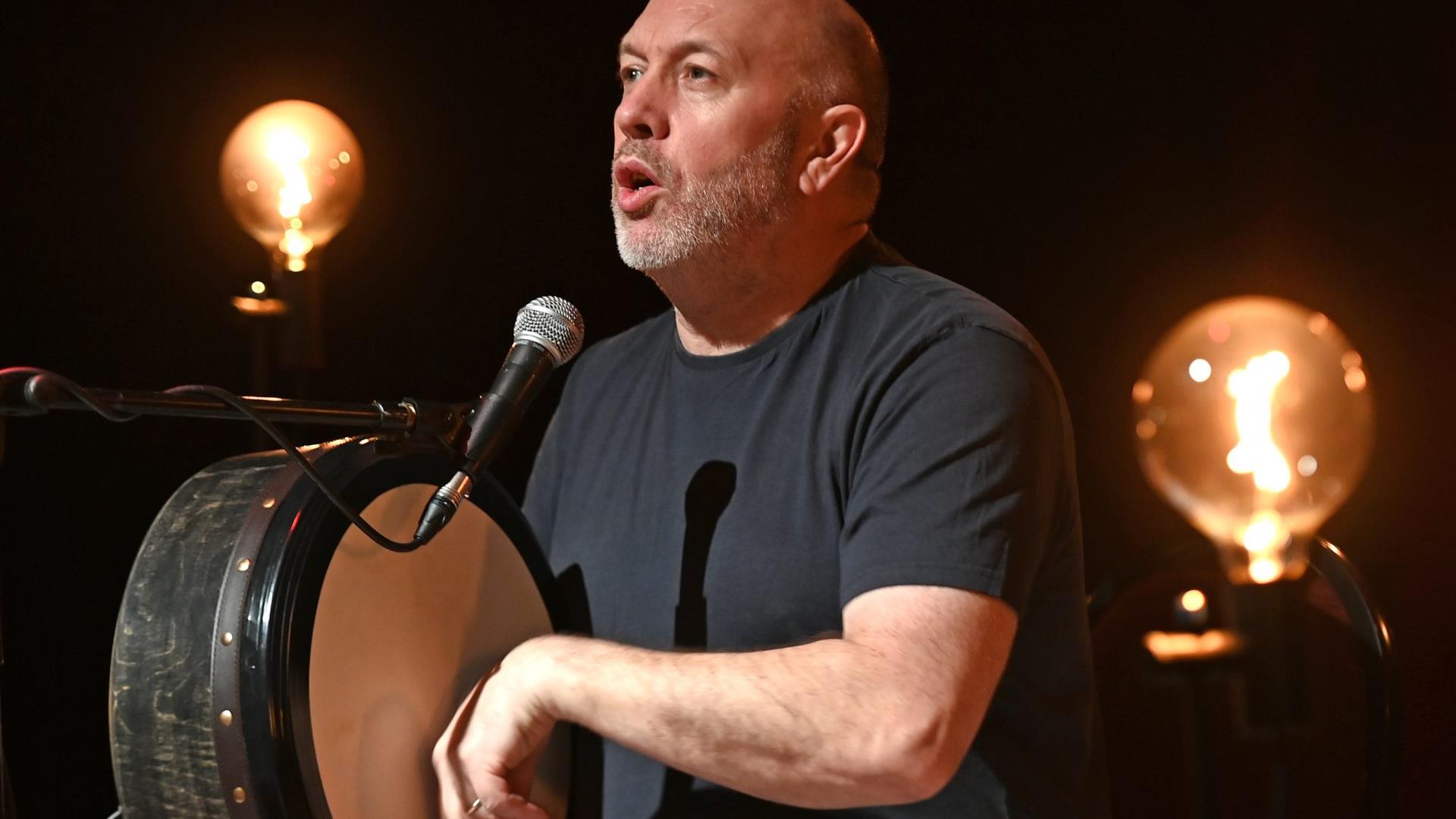 Ceol beo | Live music: Gerry Tully sings the Christy Moore Songbook