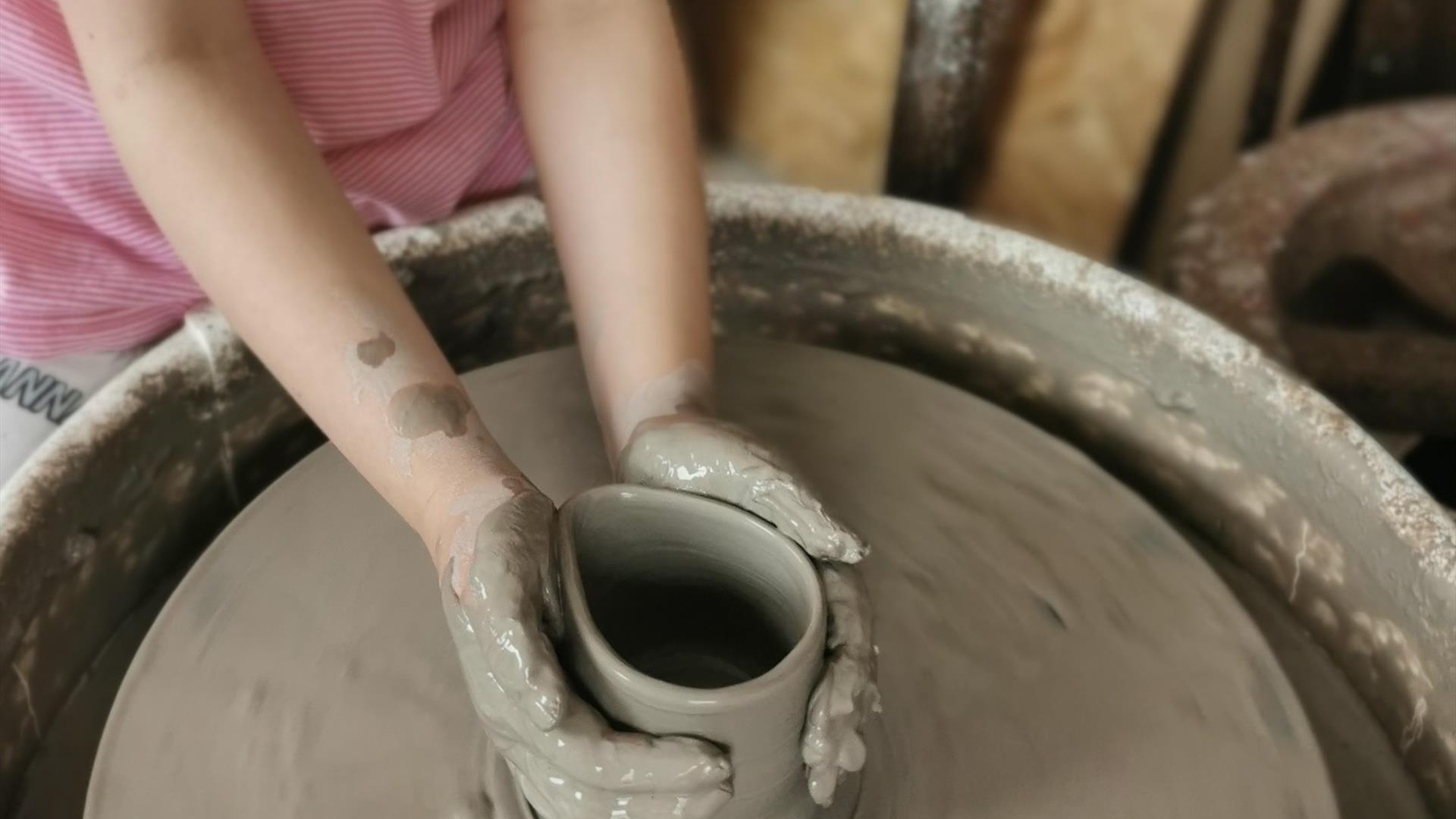 Pottery workshop for EHOD