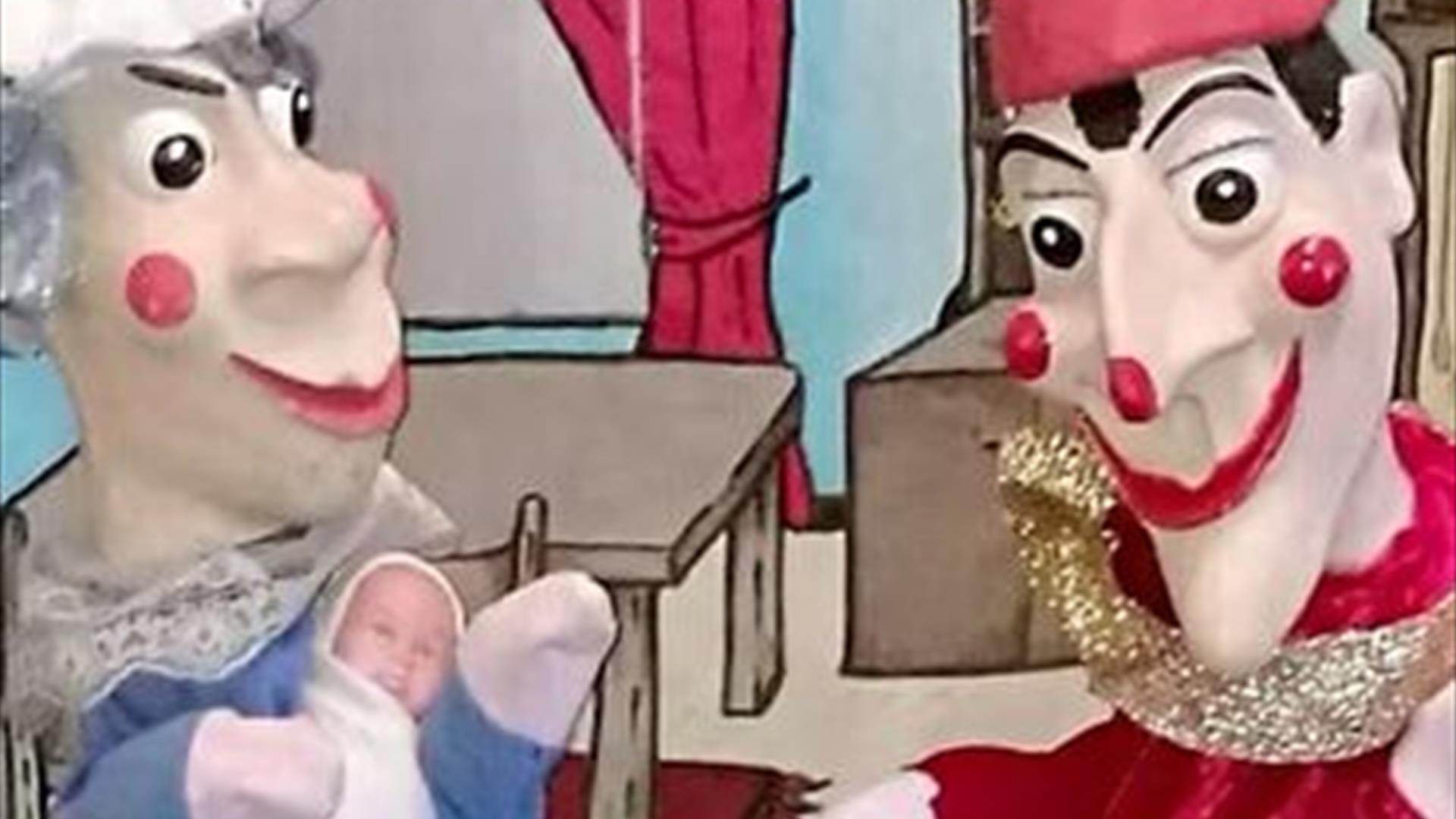 Punch and Judy puppet show at Pomeroy forest