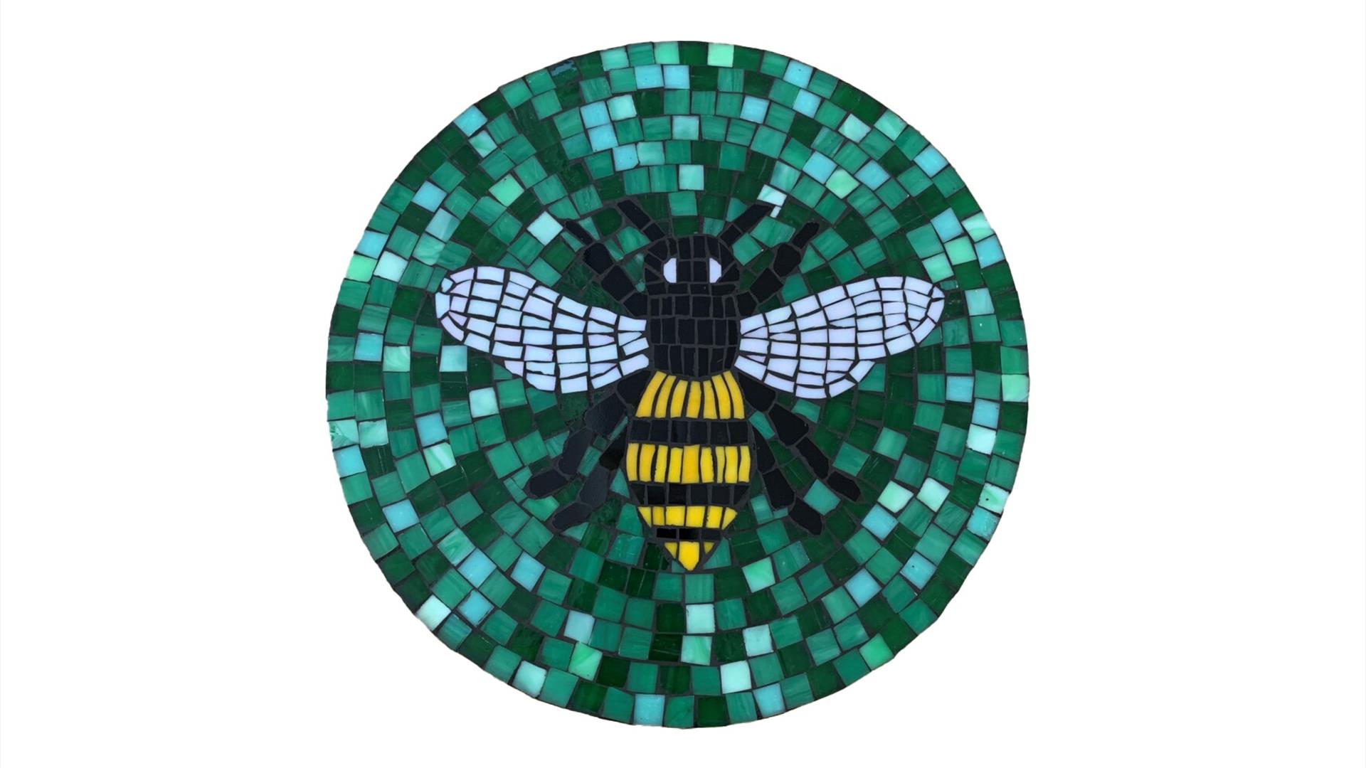 Image of a bee in mosaic tile