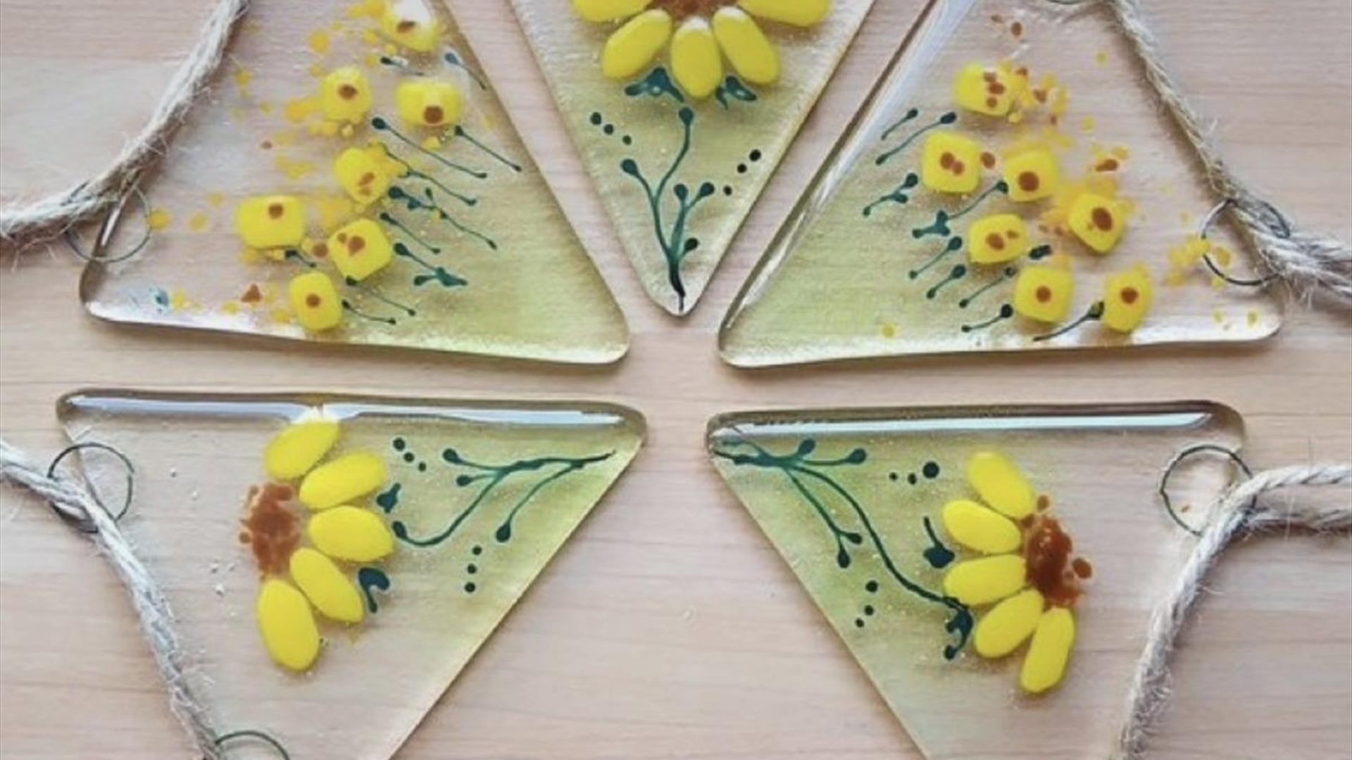 Mini-Makers: Glass Spring Bunting