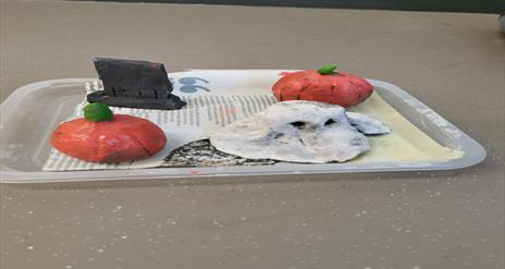 Join us on Saturday 25 October for a Halloween inspired air dry clay workshop!  Tutor Shauna McCann will demonstrate clay building techniques and will