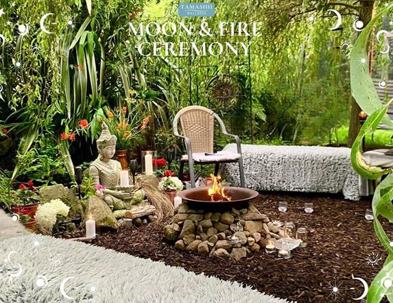 Garden with seat and fire pit