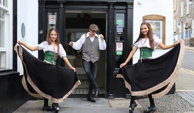 Dancers at Denvir's