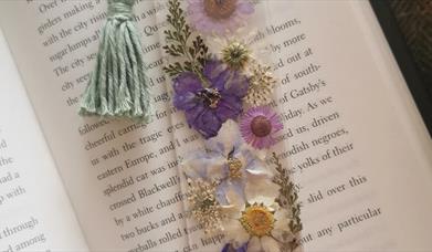 Pressed Floral Bookmarks with Memory Makers