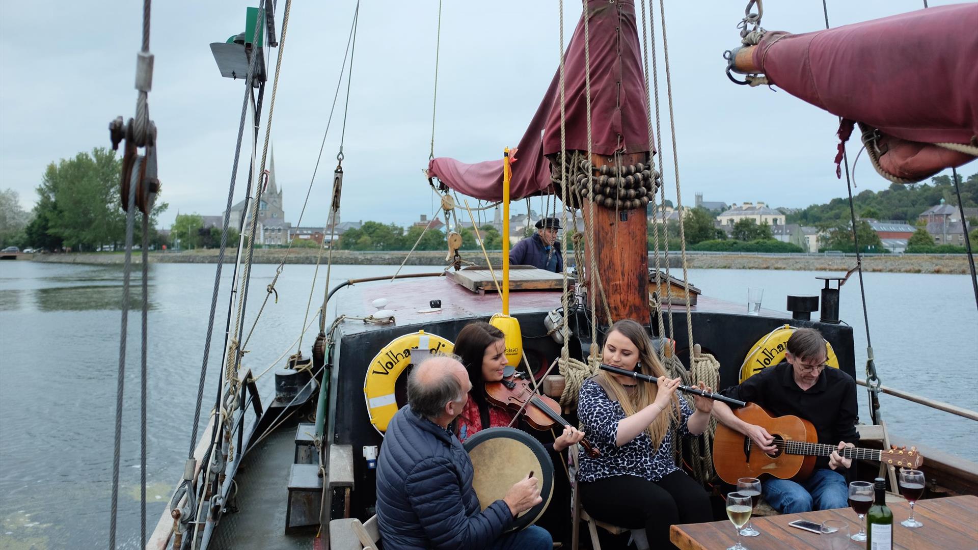 Take the Trad Cruise at Iúr Cinn Fleadh