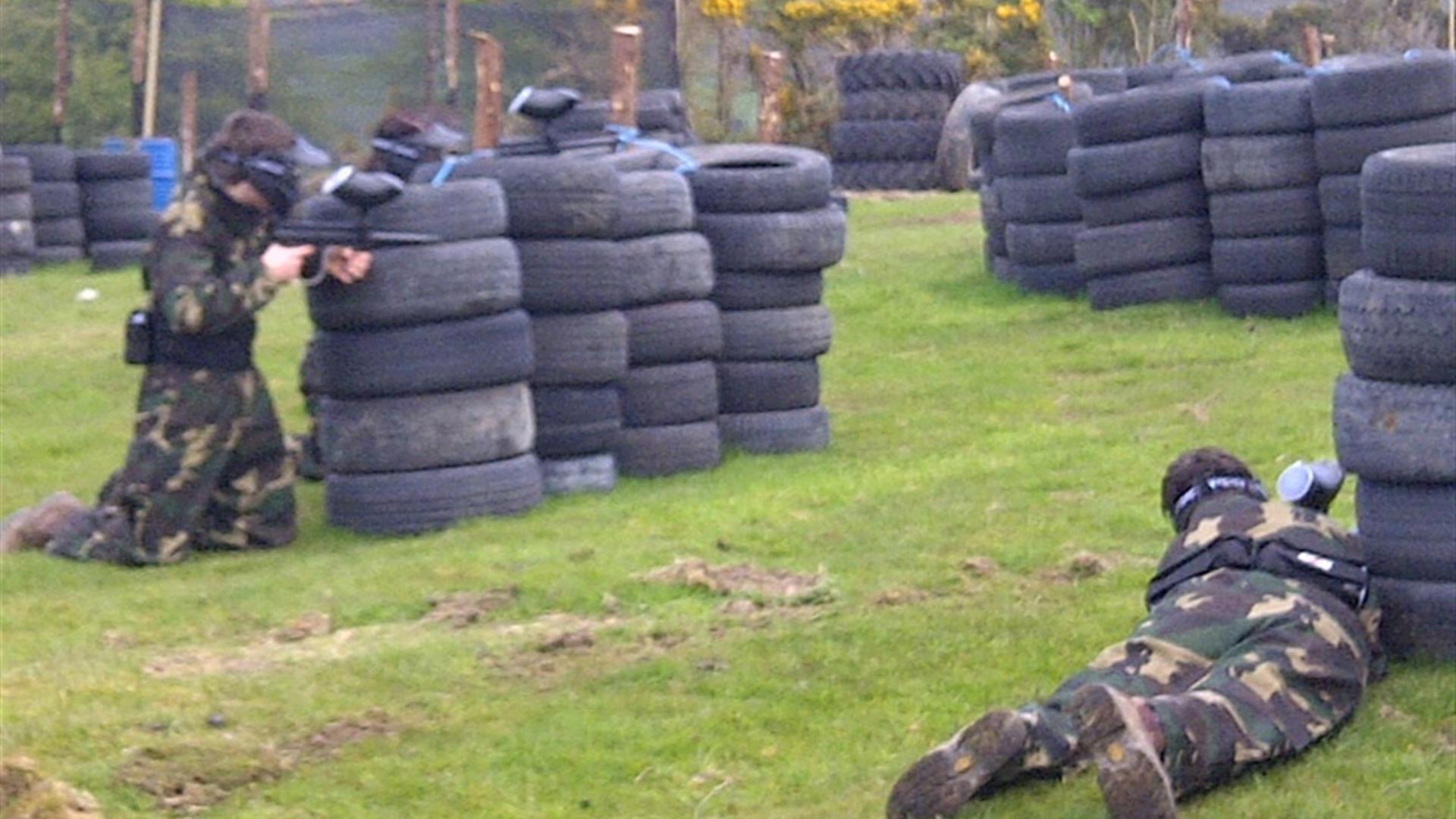 Paintballing behind tyres