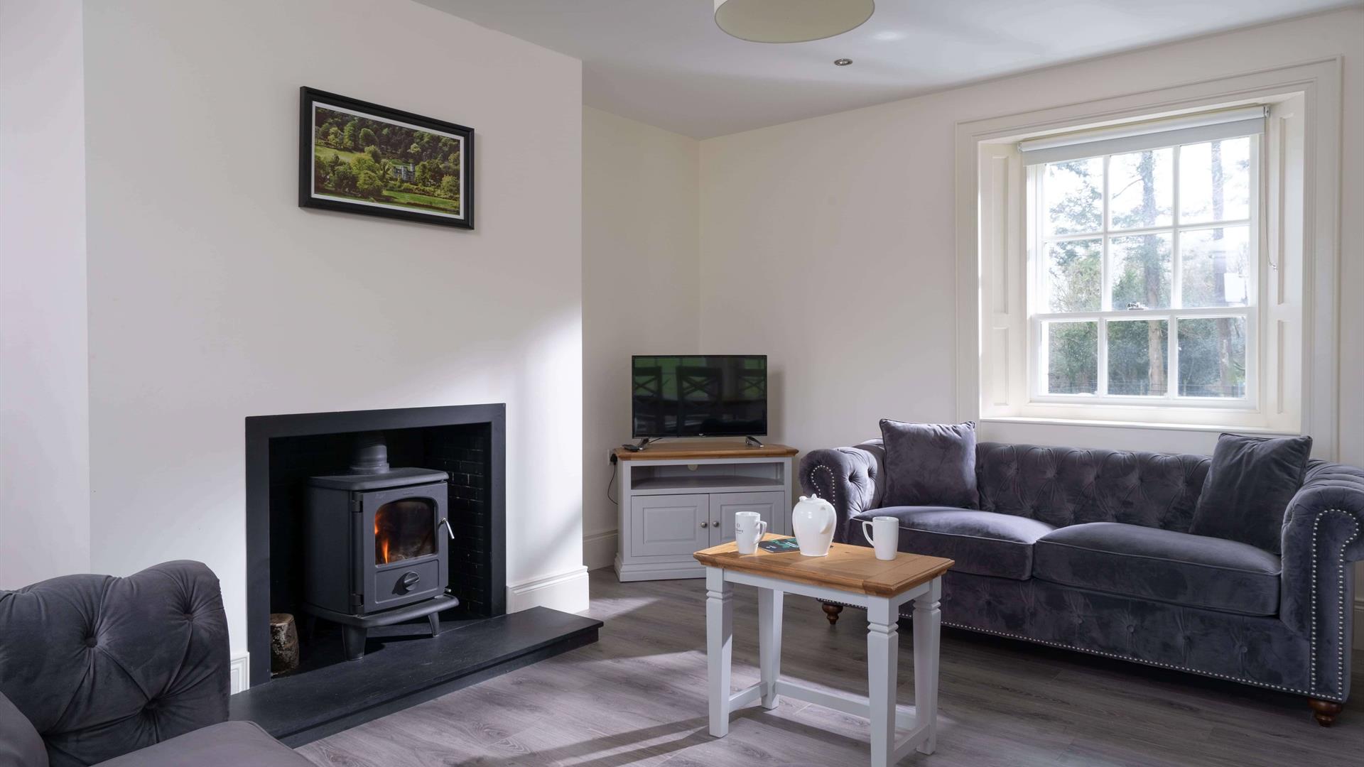 Luxury self catering Gatelodge, located only 10 minute outside Newry and one hour from Belfast and Dublin.