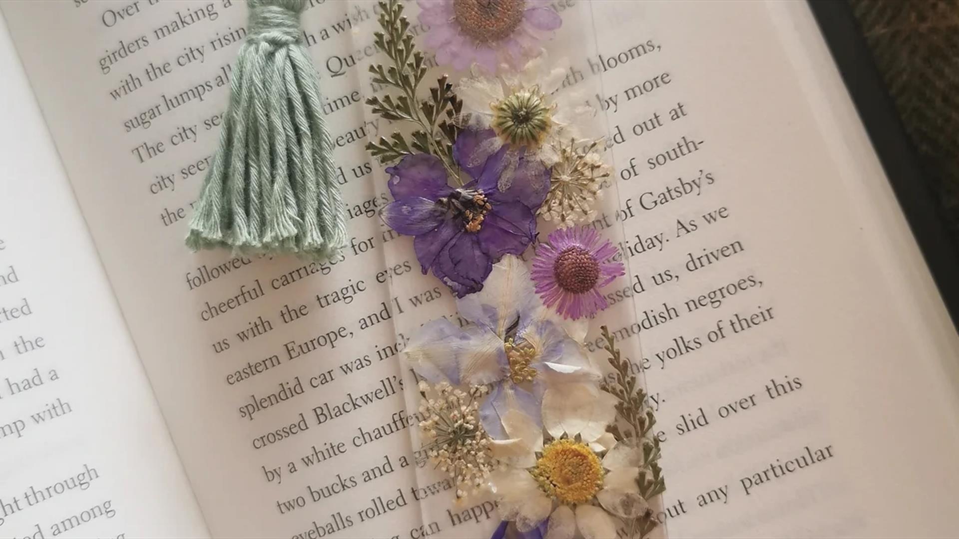 Pressed Floral Bookmarks with Memory Makers