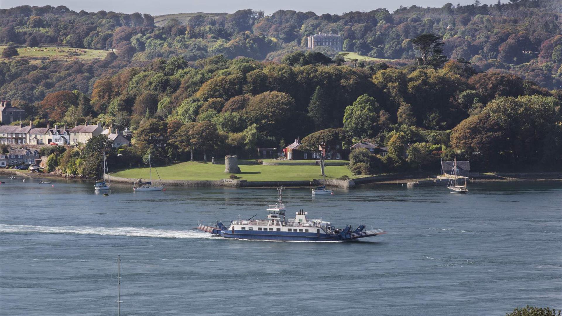 Sail across the Vikings Fjord