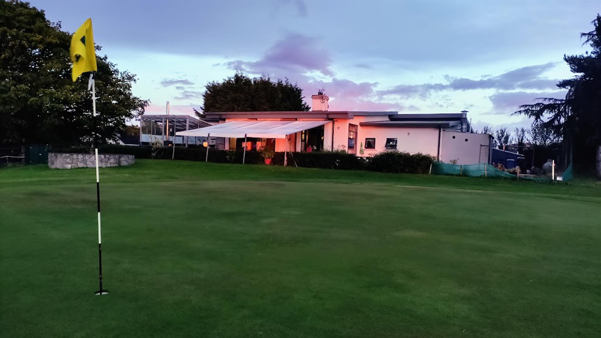 Mayobridge Golf Club Clubhouse