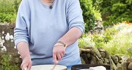 Paula McIntyre at The Cuan