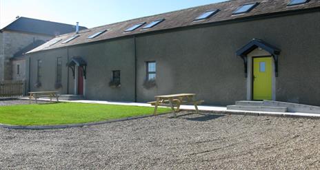 Ballynahatten Cottages