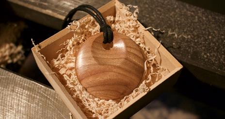 Elm pendant
