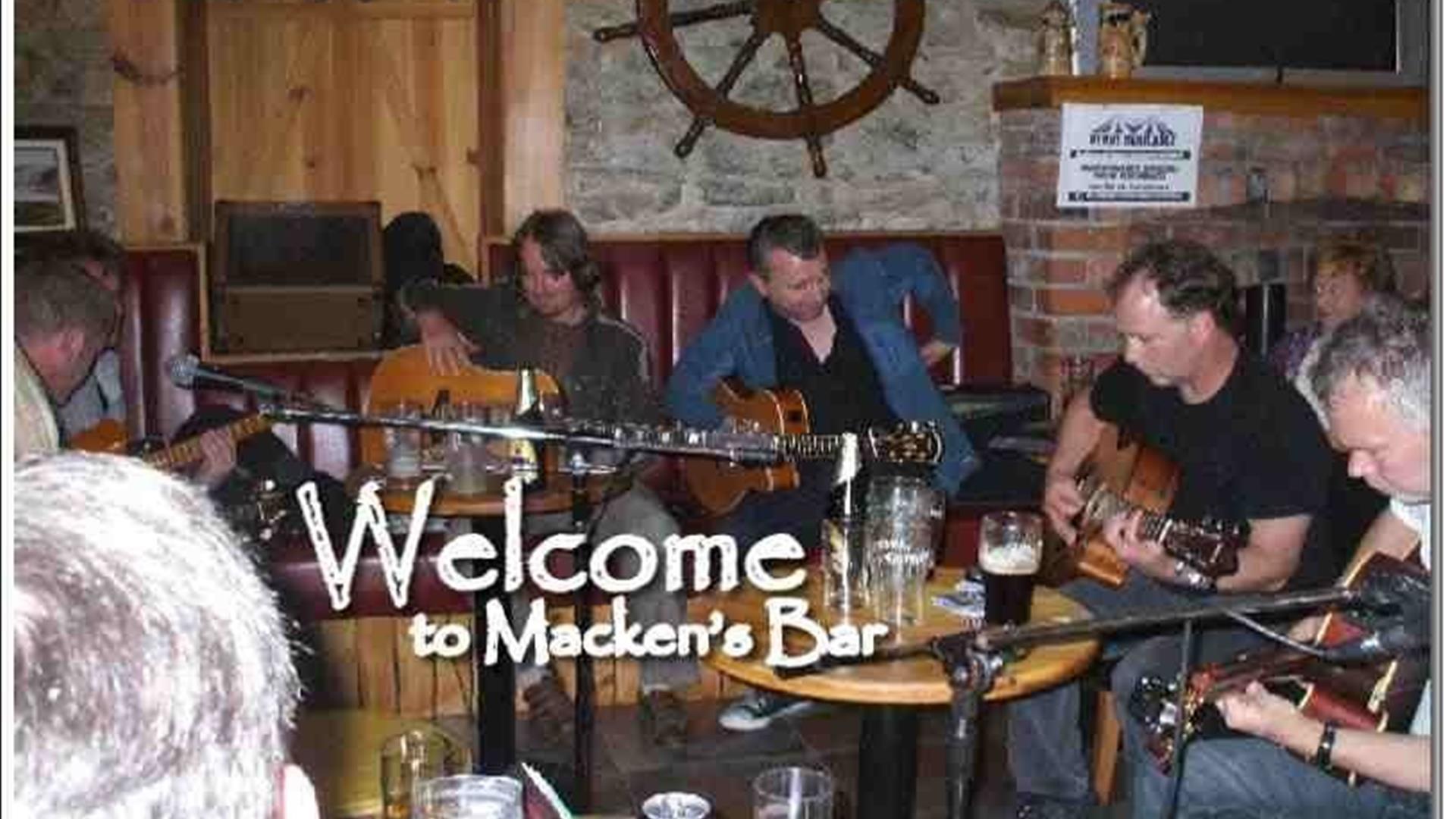 Mackens Bar