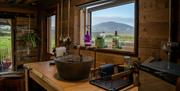 The Skylark's Retreat - Willowtree Glamping Mournes