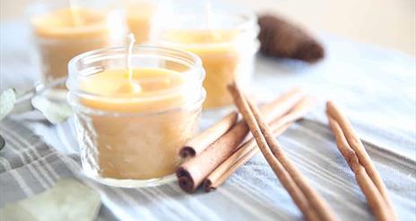 Beeswax Candle in Tealight Jar