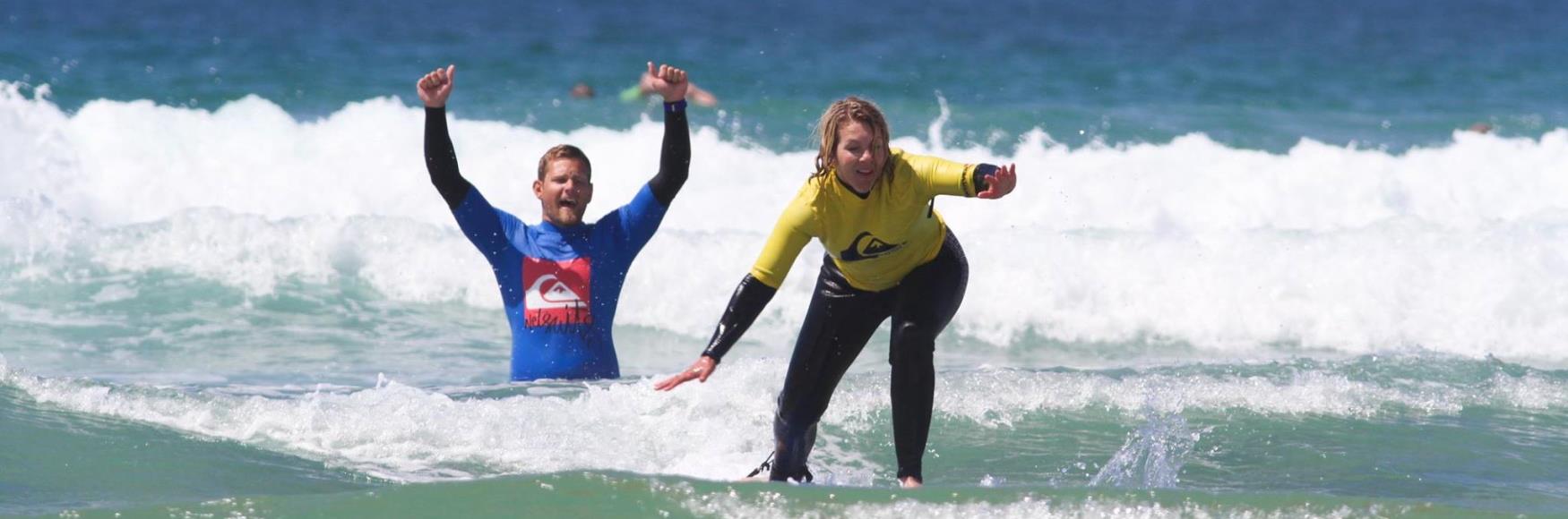 Learn to surf - Quiksilver Surf School