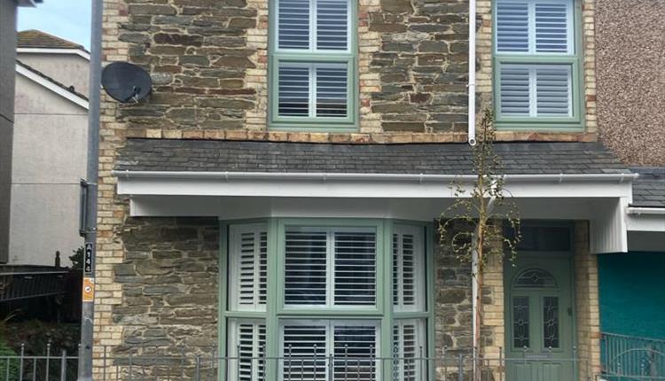 Bee and Bee Guest Accommodation