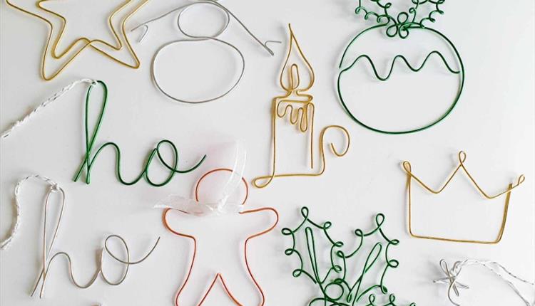 Wire Christmas Decorations Workshop 2023