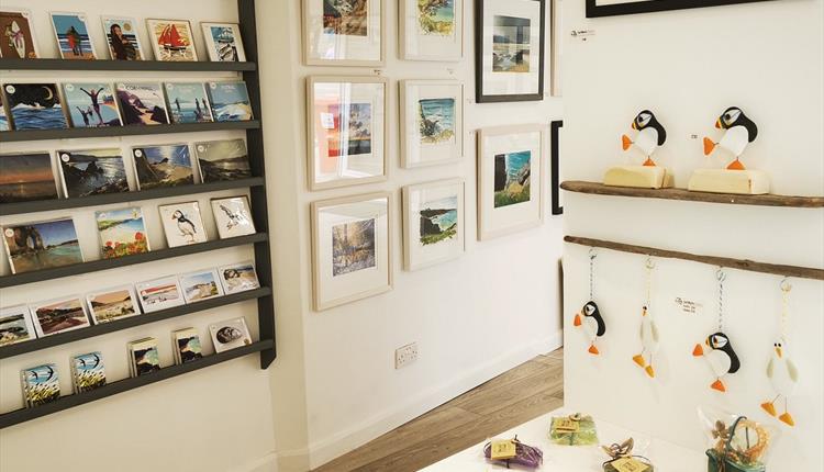 SALTWALLS GALLERY