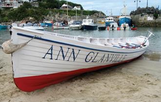 Gig Boat, copyright VisitCornwall