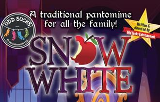 'SNOW WHITE' A Traditional Pantomime at Newquay's Lane Theatre
