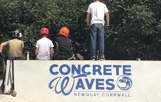Concrete Waves ®
