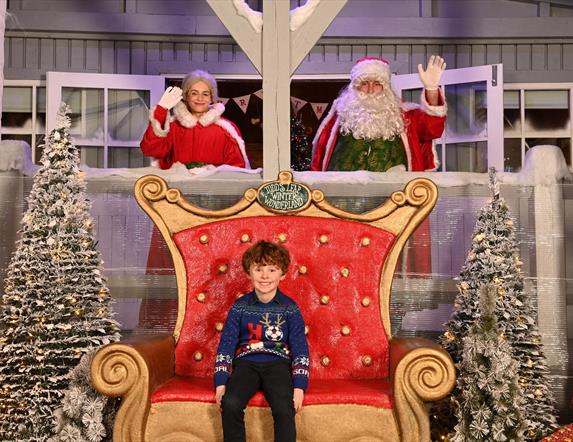 Santa's elves take over Granda Bens Zoo