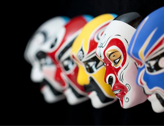 Discover traditional Chinese crafts in the Ulster Museum with the China Folk Literature and Art Association.