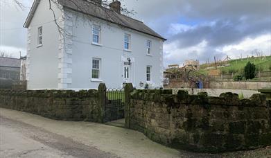 Tullyard House and entrance