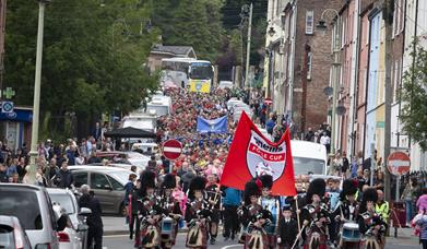 The Annual Foyle Cup Parade making its way to the city centre in 2023.