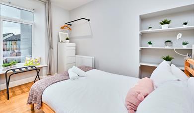 Portrush by the Sea - Princess Red Apartment 2