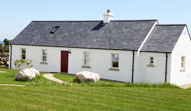 Kribben Cottages - Moolieve Cottage