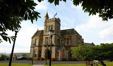 Photo of front entrance to the Culloden Hotel in Cultra where Vespers is located