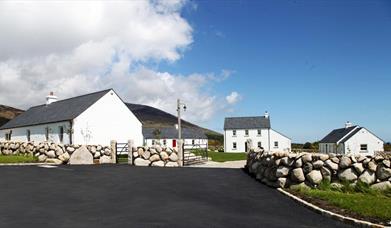 Kribben Cottages - Seefin Cottage