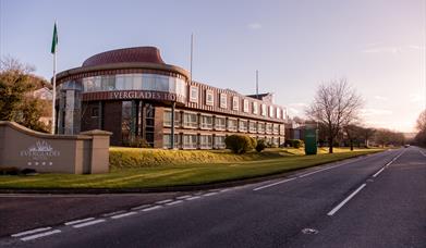 exterior of Everglades Hotel 