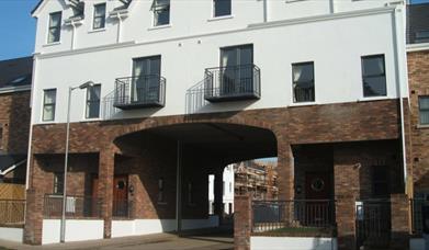 18 Montague Court