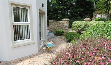 Garden Seaside Apartment