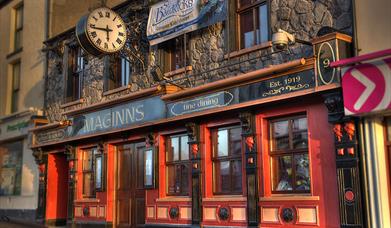 Maginns Bar