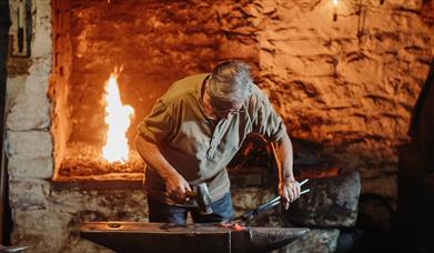 See traditional building skills in action at the Ulster Folk Museum