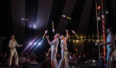 Winter Circus by Tumble Circus