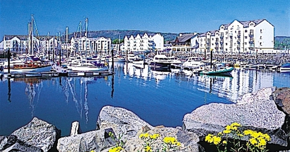 Carrickfergus Marina - Carrickfergus - Discover Northern Ireland