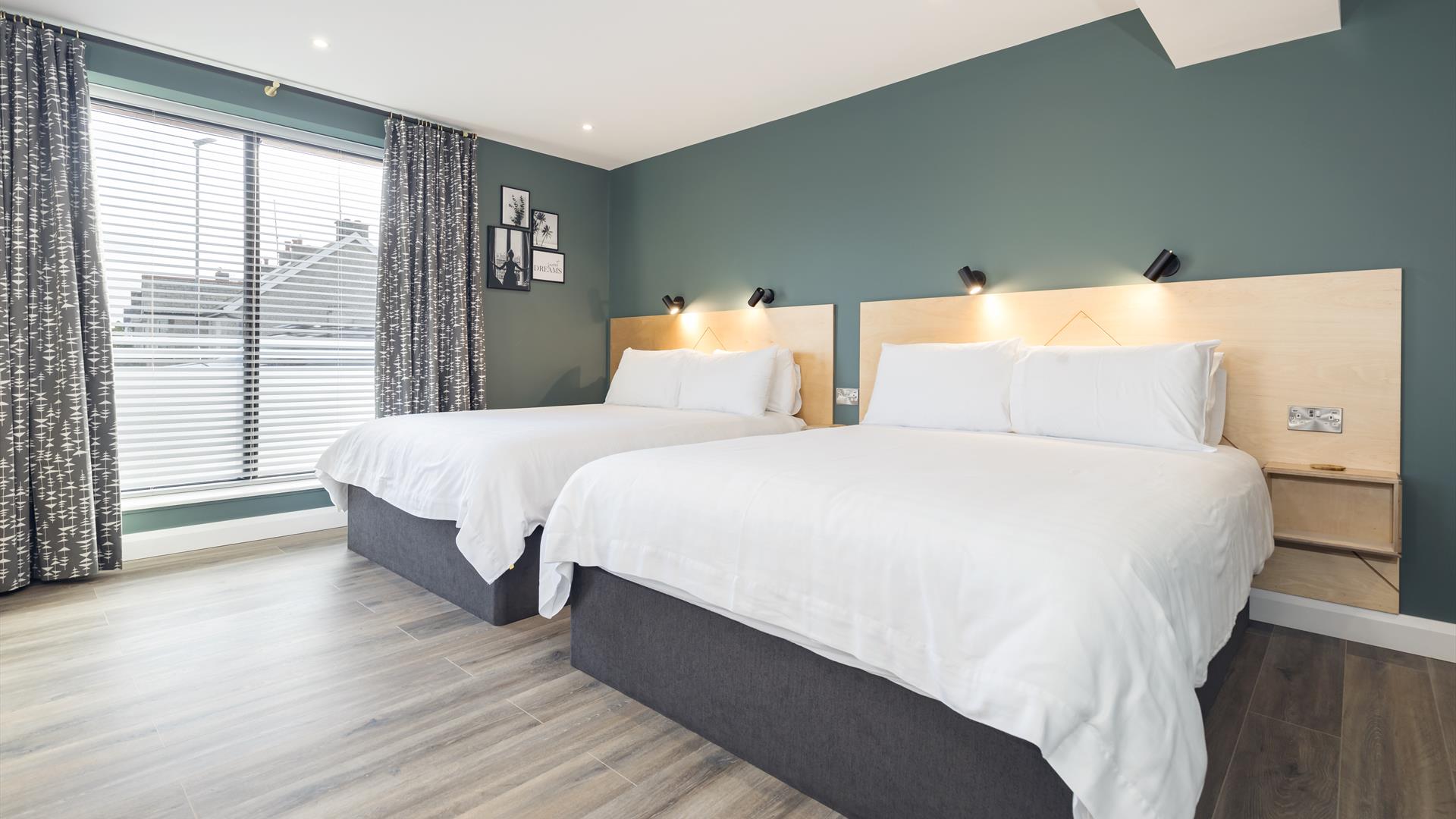 Port56 Room 1
