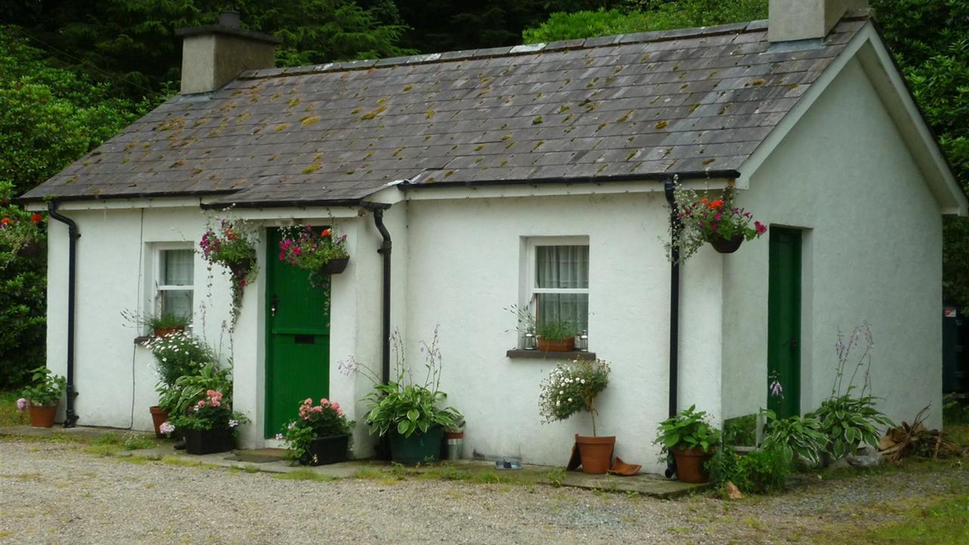 Mr McGregor's Cottage - Omagh - Discover Northern Ireland