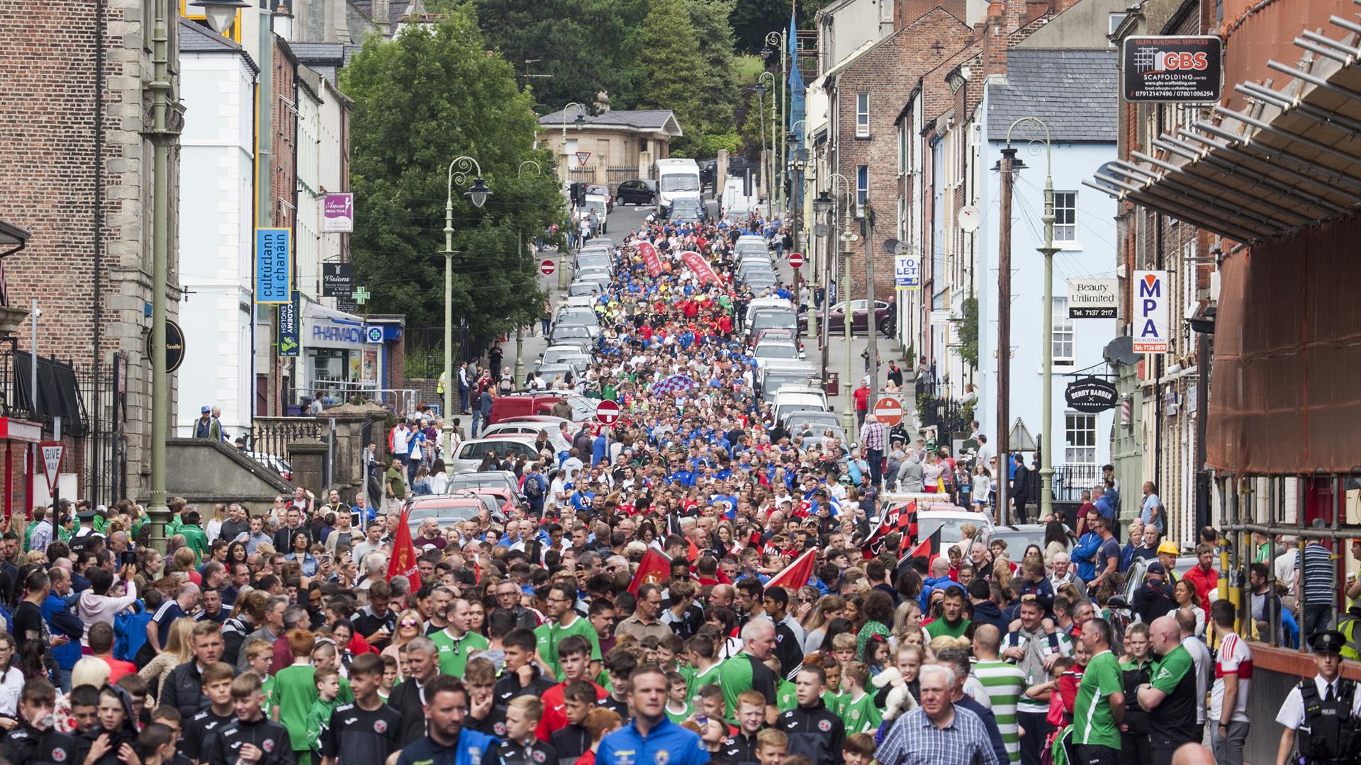 The Annual Foyle Cup Parade making its way to the city centre in 2022.