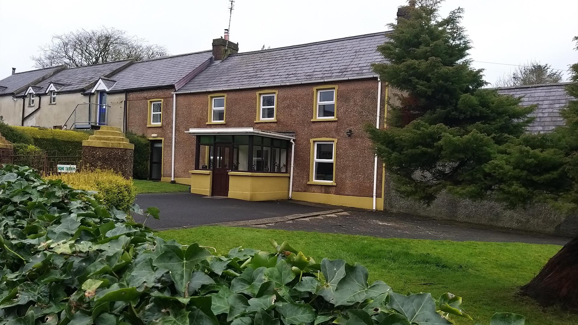 Kings Country Cottages - Home Farm